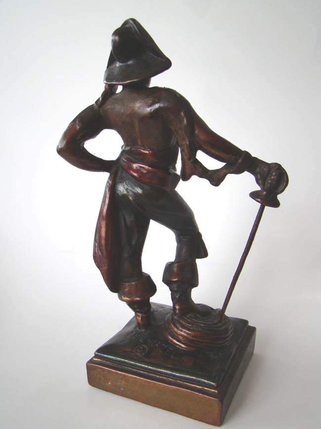 A nice pair of hand painted 10" tall Pirate bookends by Paul Herzel circa 1928 — image 4